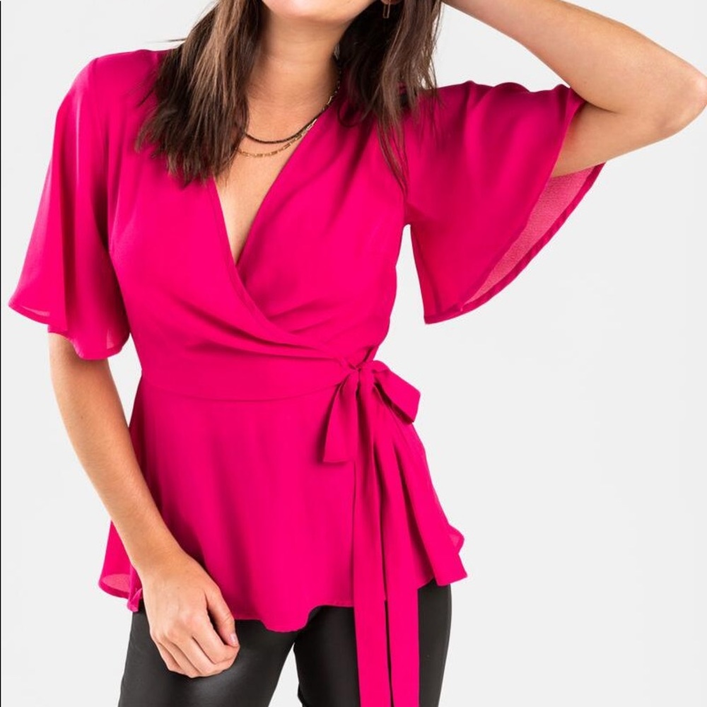 Francesca’s pink top